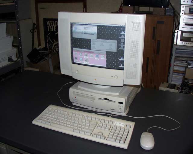 Macintosh Performa 6320 CD